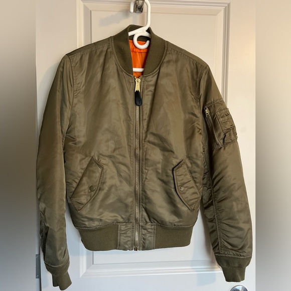 ALPHA INDUSTRIES MA-1 Reversible Bomber Jacket in Sage Green Size Small Slim Fit - Picture 4 of 15